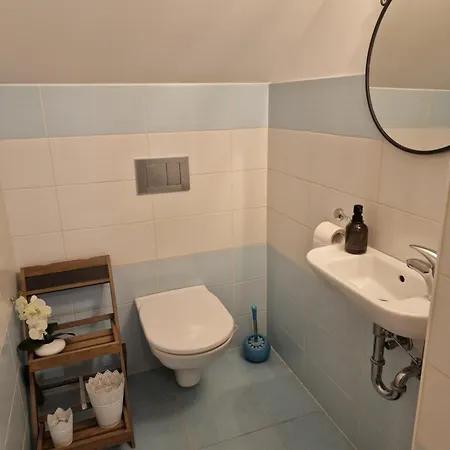 شقة Hisa Pod Gozdom *