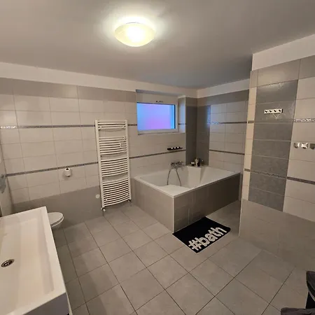 Hisa Pod Gozdom شقة *