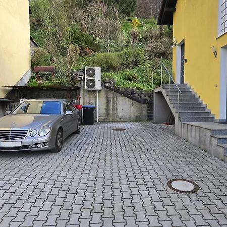Hisa Pod Gozdom Apartment Laibach