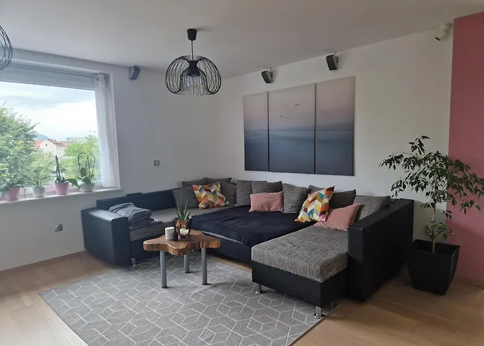 Hisa Pod Gozdom Apartament Lublana