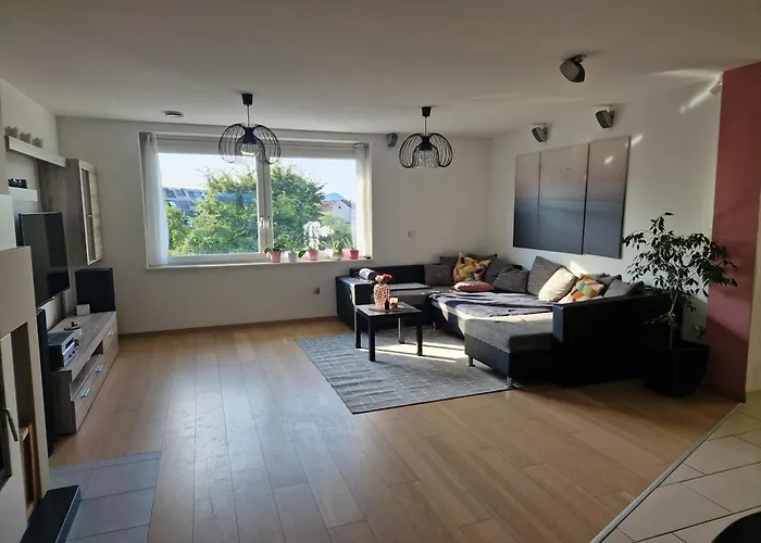 Apartma Hisa Pod Gozdom *