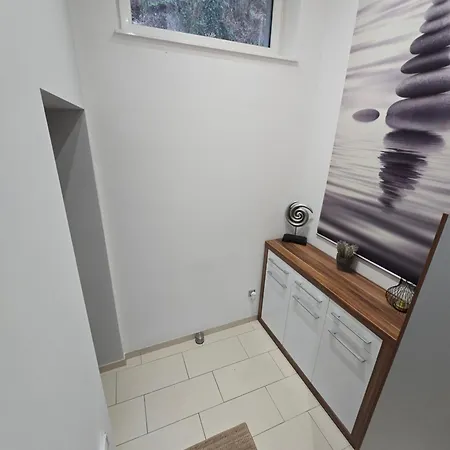 Hisa Pod Gozdom לובליאנה